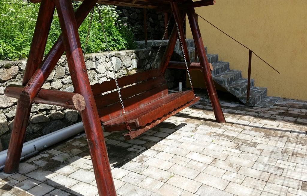 Pension Curmatura Stezii Răşinari Kültér fotó